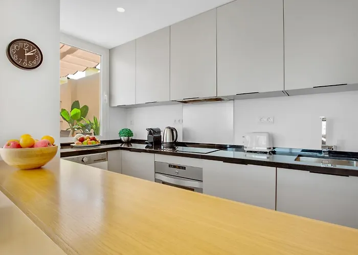 Crystalline View's Of Carihuela - 3 Bedrooms Penthouse * Торремолинос